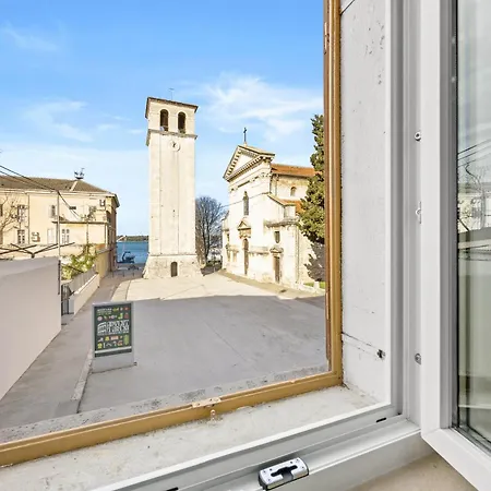 Old Tower Center 2 Pula