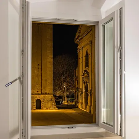 Apartment Old Tower Center 2 Pula